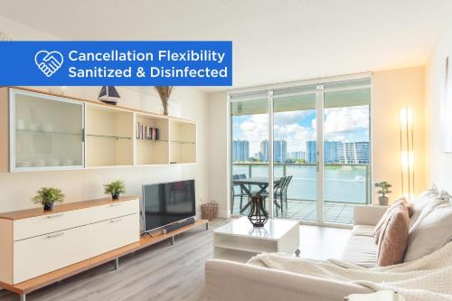 Sunny Isles Beach Apartment | Marina Bay 1008