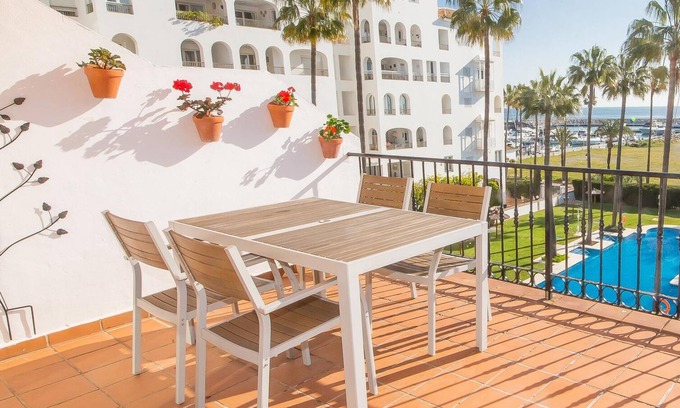 Castillo de Sabinillas Apartment | Marina Real apto 414