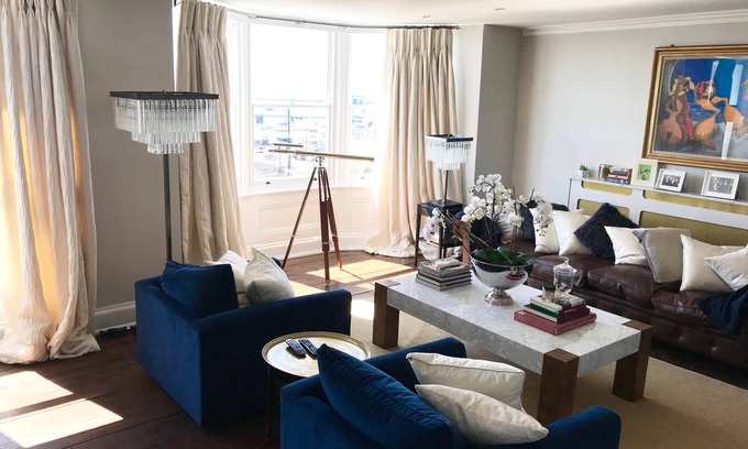 Ramsgate House | Marina Retreat - Modern, stylish house with harbour views