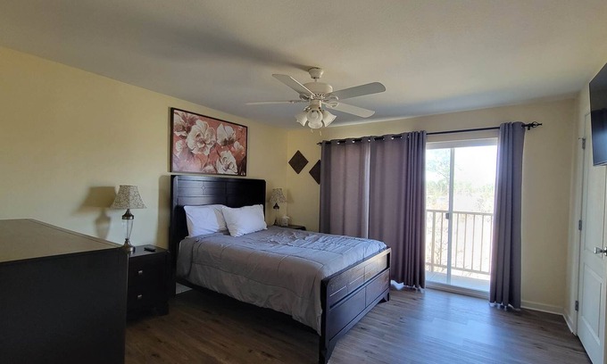 Gulf Hills House | Marina Townhome