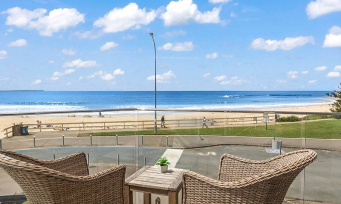 Mollymook Apartment | Mariners 4 - Relax and unwind at this stunning beachfront unit