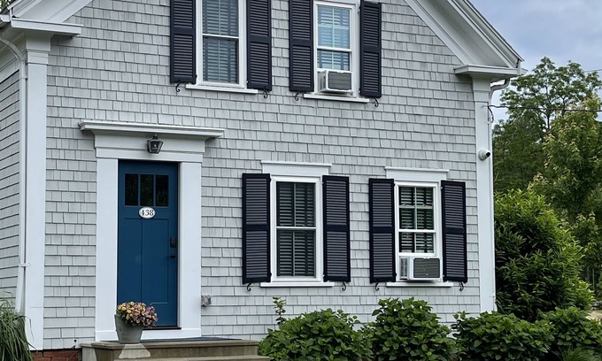 Marion House | Marion Renovated Awesome Home! Marion Village