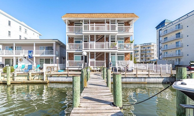 Ocean City Condo | "Marlin Sunset" - 11th/Bay, 2 BRs, sleeps 6