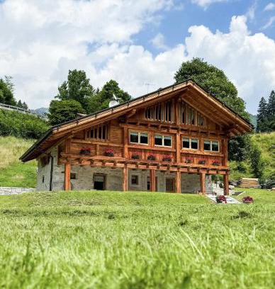 Carisolo Ski Chalet | Maroc Mountain Chalet
