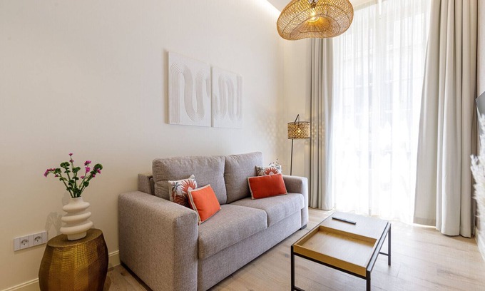 Centro Apartment | Marqués de Velazquez 2A