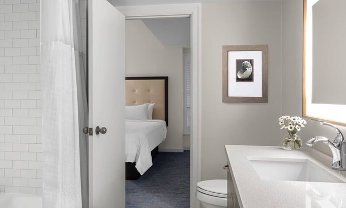 Harbour Town Condo | Marriott Harbour Club During the PGA Heritage Golf Tournament, NO MORE SHUTTLESn