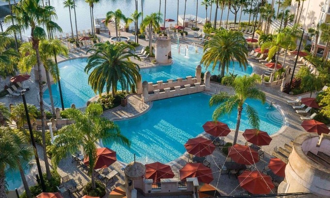 Williamsburg Resort | Marriott's Grande Vista Studio: Your Orlando Oasis for Family Fun and Relaxation