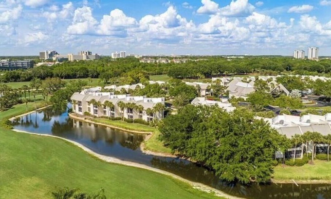 Florida Central Atlantic Coast Villa | Marriott's Sabal Palms 2 Bedroom Villa