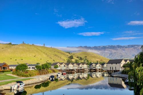 Lowburn Resort | Marsden Lake Resort Central Otago