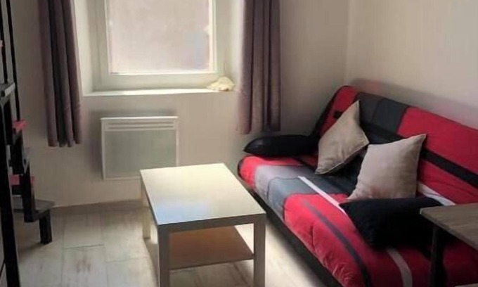 8th Arrondissement Apartment | Marseille Between Seas and Pleasant Duplex Hills