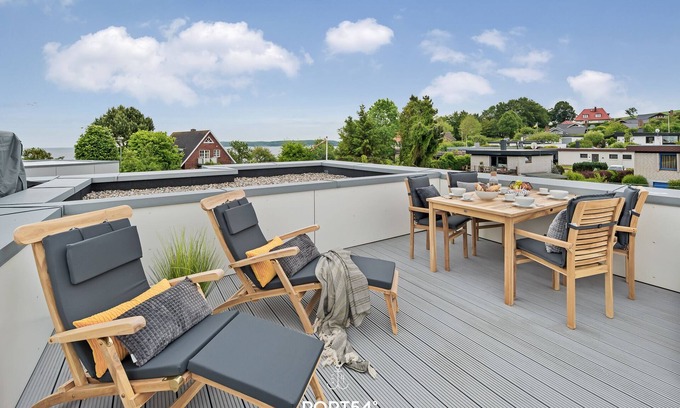 Bockholm House | Marsvin - roof terrace, garden furniture, barbecue, shower, washing machine, electric charging station