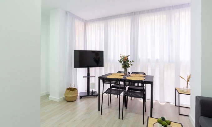 Cruz de Humilladero Apartment | Martinez Maldonado Malaga Centeer