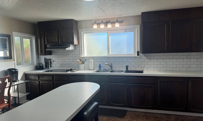 Olympia House | Marvelous 4-bedroom house with WiFi in Olympia