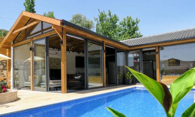 Antalya City Centre Villa | Marvelous Villa with Jacuzzi in Kalkan