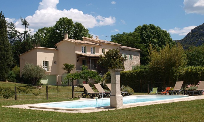 Anduze House | Mas Cévenol charm and comfort paradise for children, athletes and animals