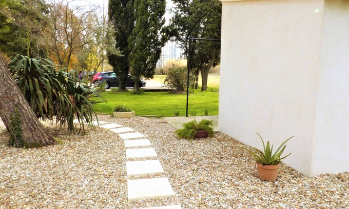 Arles House | Mas des Cyprès - Air conditioning, garden, parking