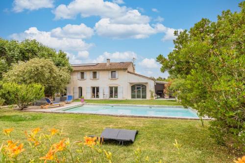 Eyragues Villa | Mas Le Cerf