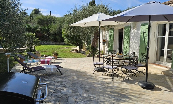 Le Rouret Other | Mas Provençal Plein Pied 150m2 Clim Piscine au Calme
