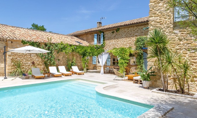 Maubec Other | Mas provençal with breathtaking views of the Luberon.