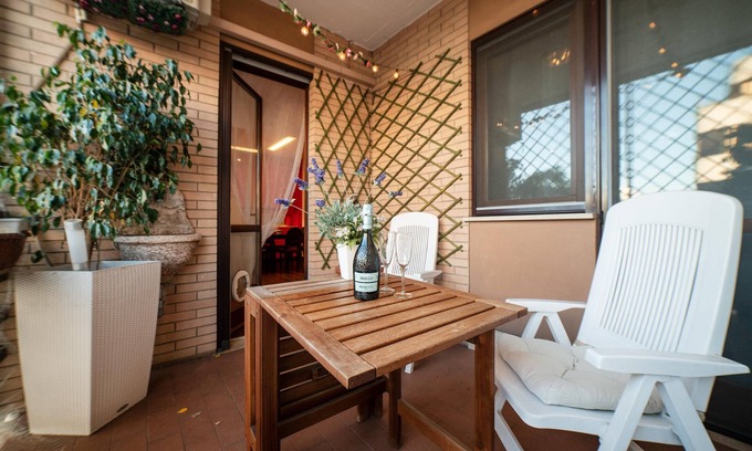Zona XXXIII Acilia Sud Apartment | Massimo Troisi 12 in Rome