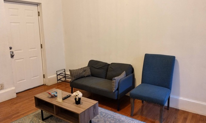 Center City Apartment | Master 1 bedroom - 2 beds queennlocated at center city