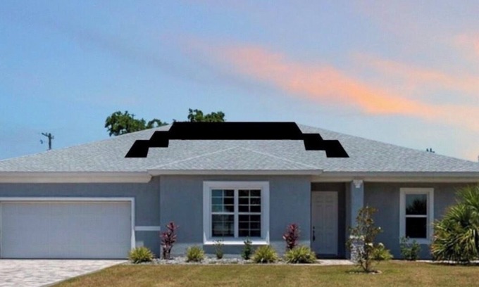 Port Richey House | Master's Bedroom with Separate Entrance - No Access to Kitchen and Living Room