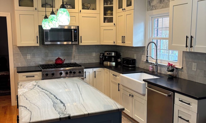 Woodside Plantation House | Master's Week Rental. 5 Bedroom 3.5 Bathroom.