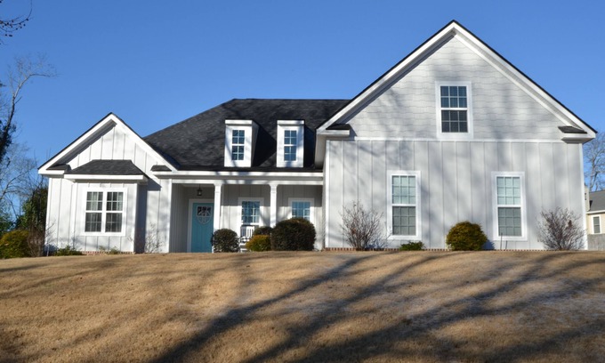 Martinez House | Masters Rental in Watervale! 3 Miles to Augusta National