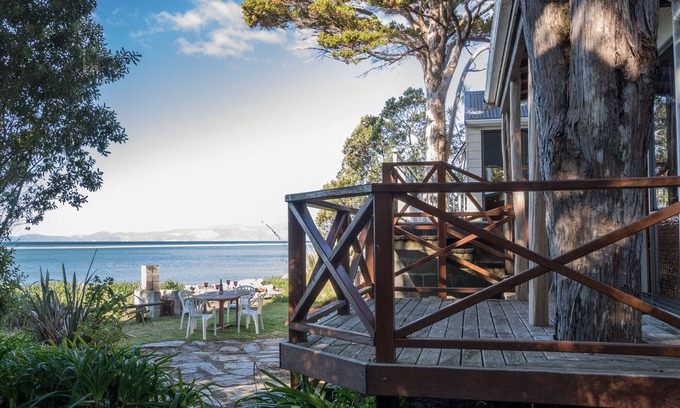 Collingwood Cottage | Matai Cottage - Pakawau Bach