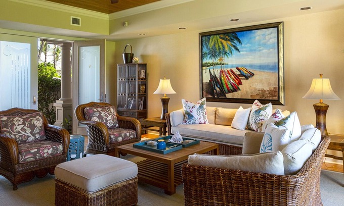Kamuela House | Mauna Lani Islands Townhouse - Private location - Walk to Beach and Shops!