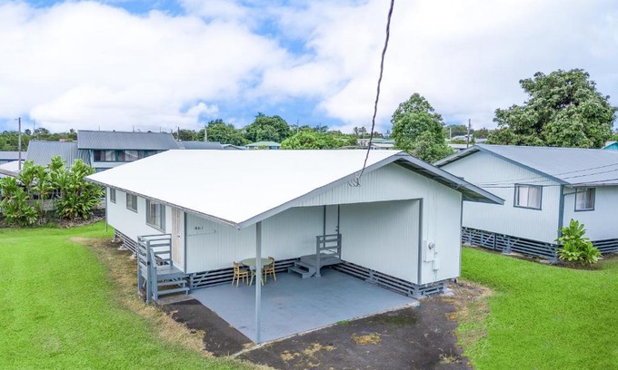 Hilo House | Mauna Place Getaway