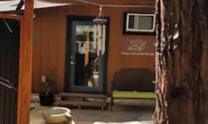 Glencoe Apartment | Maura's She Shed at the Trails End" private studio in the mountains.