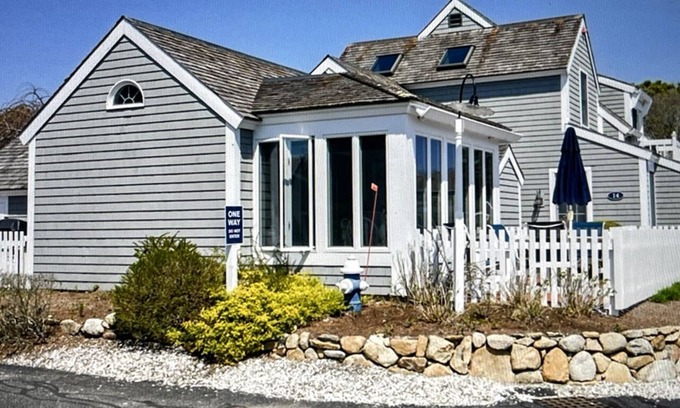 Mashpee House | Maushop - Perfect for your Vacation
