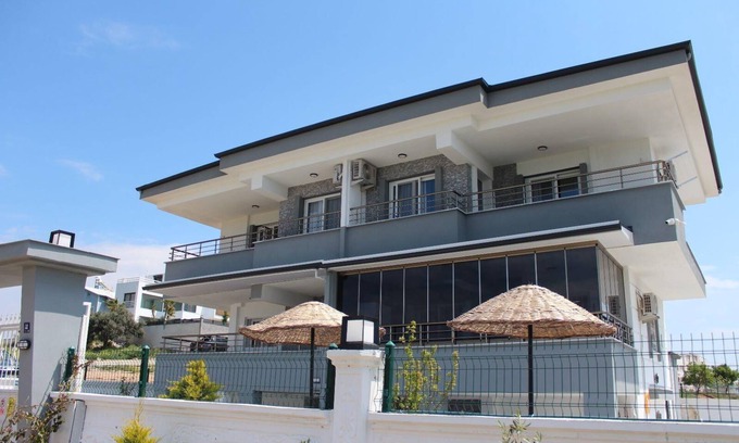 Didim Apartment | Mavi Restaurant & Apartments 3