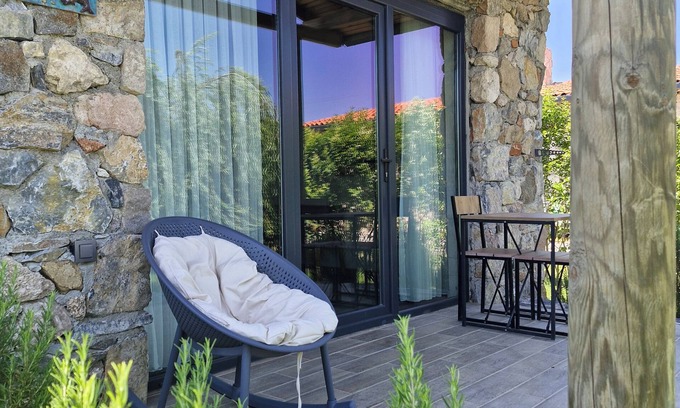 Ezine House | Mavriya