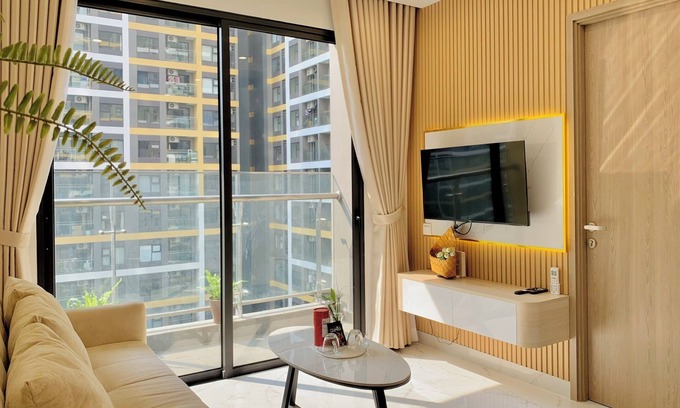 District 9 Apartment | [May House] Solari 2BR apartment opposite Vincom Mega Mall