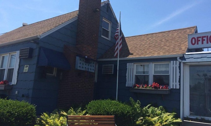 Milford Hotel | Mayflower Motel Milford