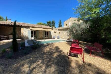 Eygalieres Villa | Mazet Arlequine