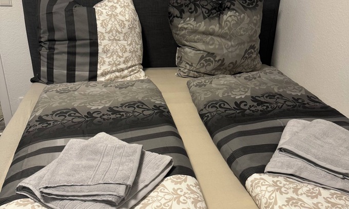 Krefeld Apartment | MBLuxux Apartments 3