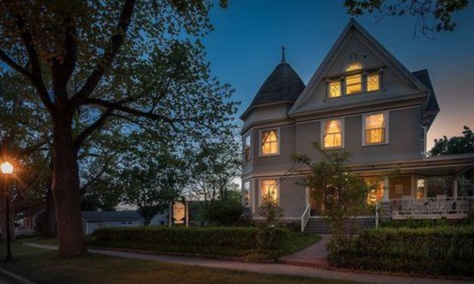 Green Lake Bed & Breakfast | McConnell Inn