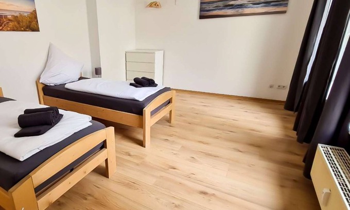 Magdeburg Apartment | MD03 * 3 rooms * 6 beds * free Netflix