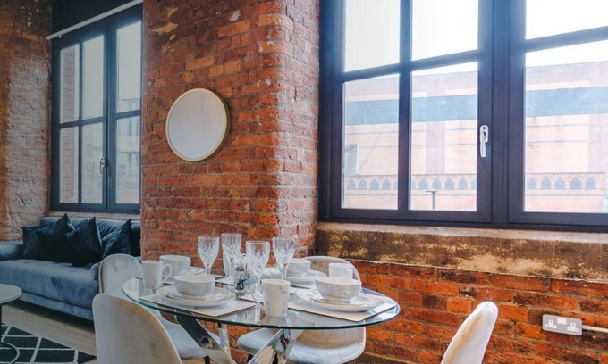 Offerton Apartment | Meadow Mill | 2-Bedroom Apartment