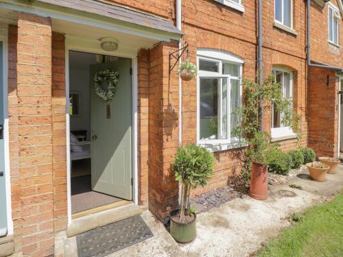 Banbury House | Meadow View