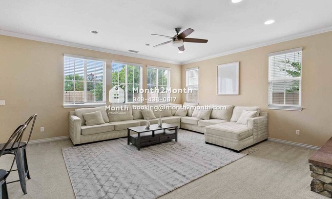 Eastvale House | Meadowbrook Retreat #40809