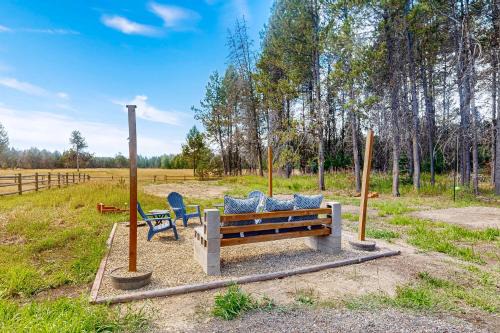 Fir Grove Estates House | Meadowpine Retreat