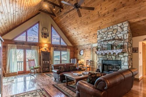 Seven Devils House | Meagan's Loft