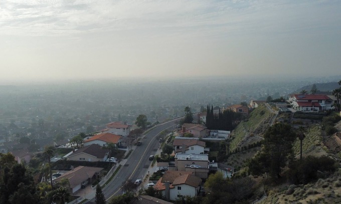Burbank House | Media City Hillside House- 4 BR with Pool & Fiber 1GB Internet