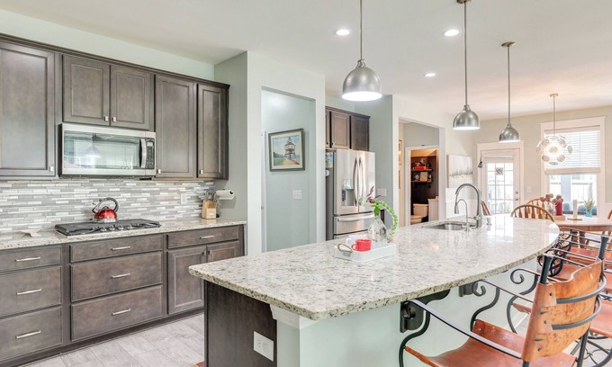 Moncks Corner House | Media Room & Yard: Modern Moncks Corner Home