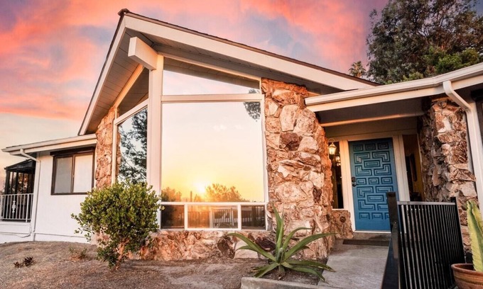 Bonita House | Mediterranean Villa for your San Diego Vacation w/ Hot Tub!