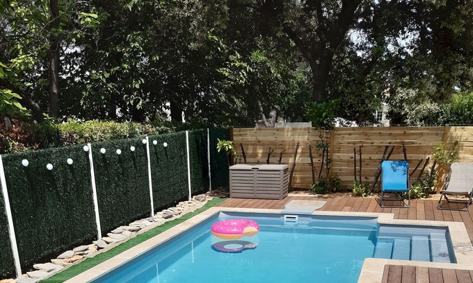 Castries Villa | Mediterranean villa: pool, sea and garrigue!